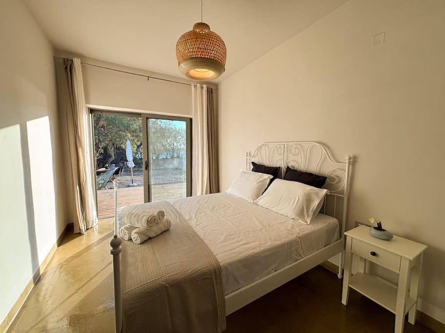 Mekia'S Beach House Livadia  エクステリア 写真