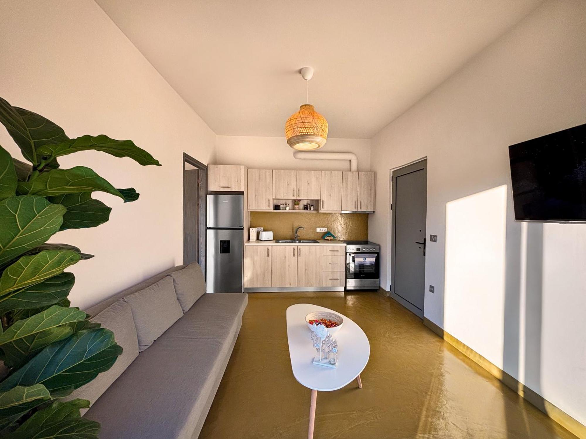 Mekia'S Beach House Livadia  エクステリア 写真